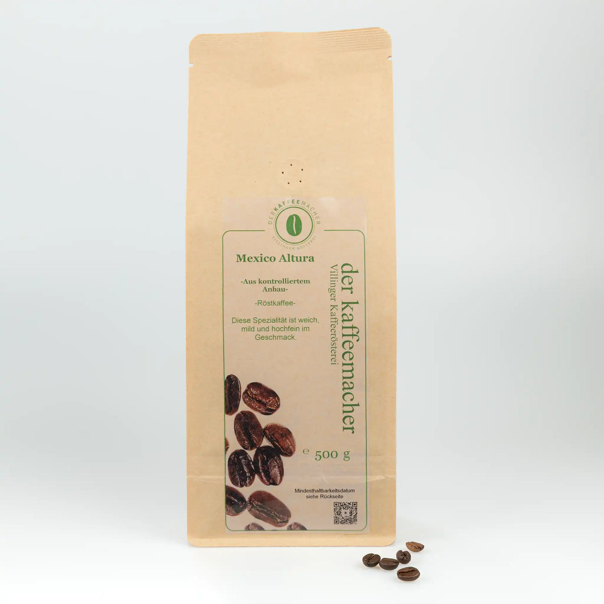 500 g Kaffeepackung aus braunem Kraftpapier von Der Kaffeemacher.
500 g coffee package made of brown kraft paper from Der Kaffeemacher.